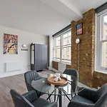 Spacious & Bright Oasis In Old Street