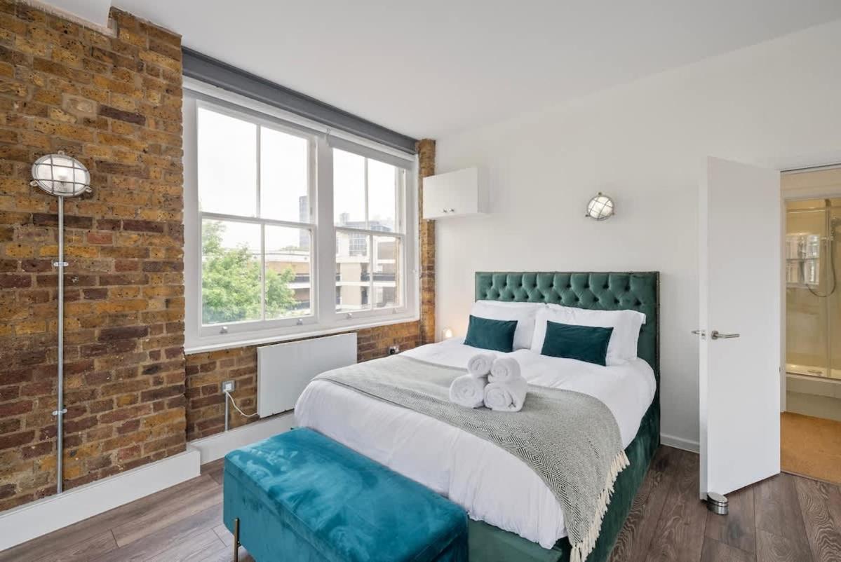 Holiday home Spacious & Bright Oasis In Old Street London